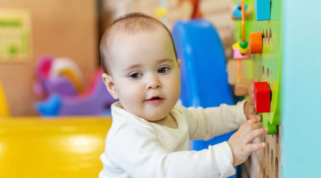 Développement sensoriel : comment les saveurs stimulent bébé