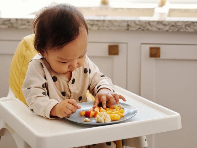 Évitez le Stress de la Diversification Alimentaire : Nos Astuces Pratiques !