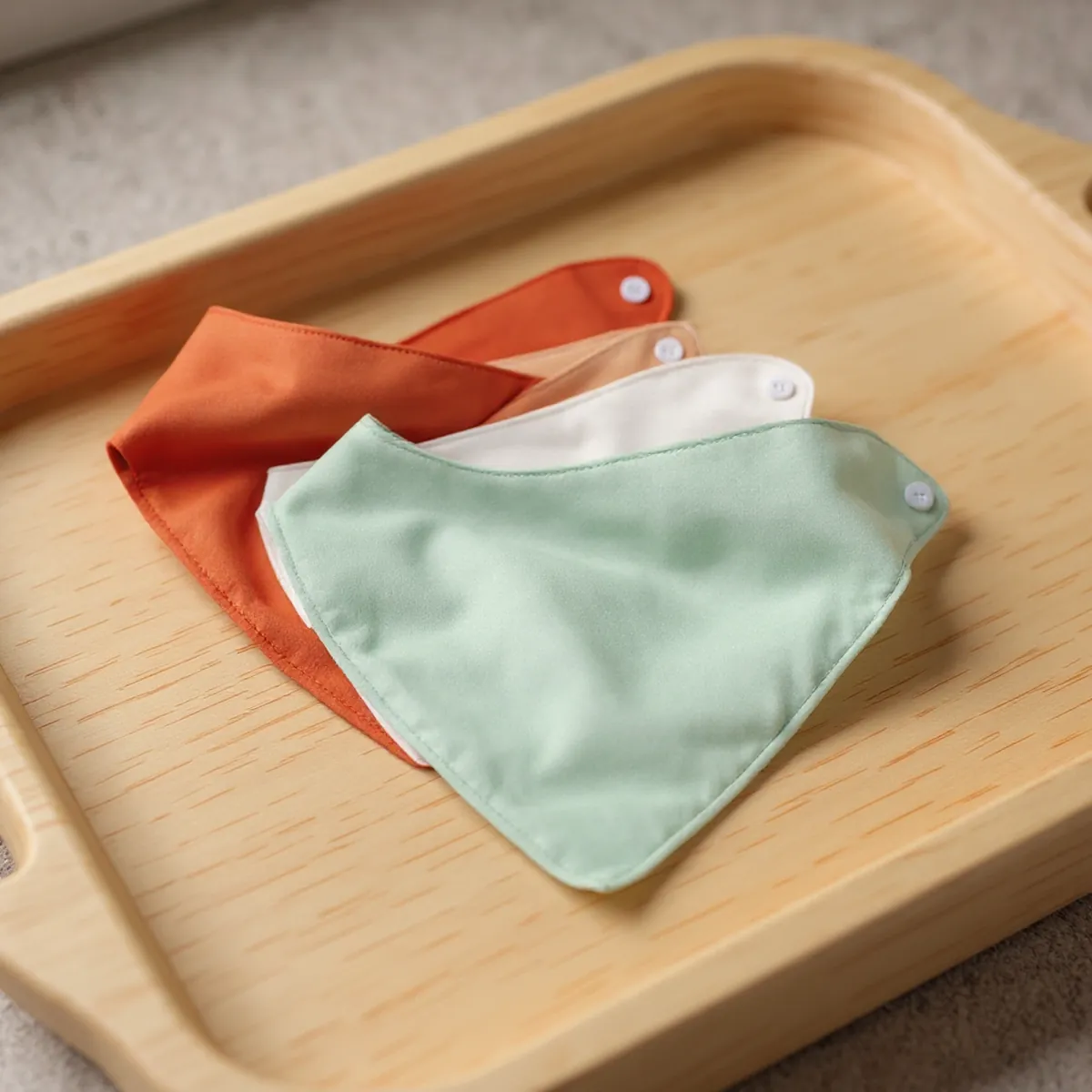 Bavoirs bandana en coton (lot de 3) — détail de la matière
